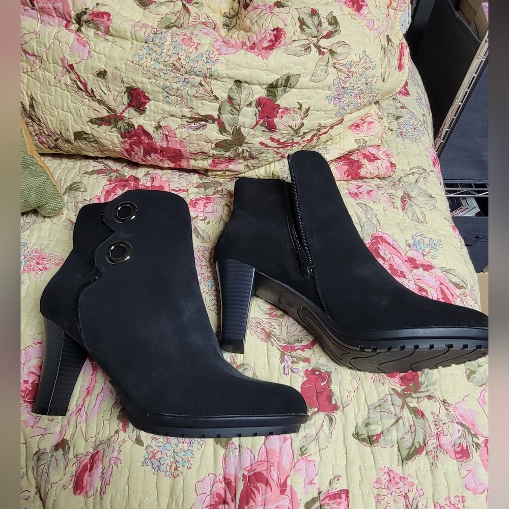 Avon cushion walk boots